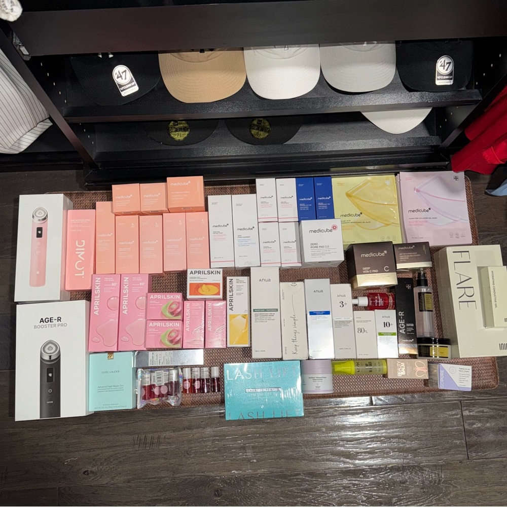 Medicube, APRILSKIN, Anua, COSRX,INIA, NYX, Estée Lauder